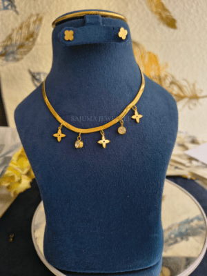 Clover Charm Anti Tarnish Necklace Set