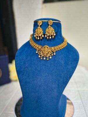 Lakshmi Antique Pearl Choker