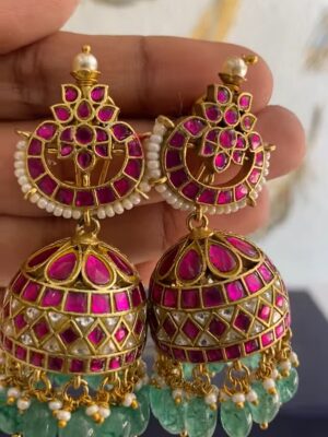 Maharani Emerald Kundan Jhumka