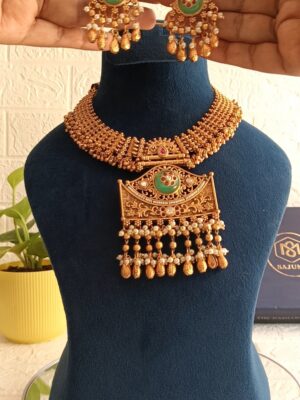 Heritage Temple Pendant Necklace Set