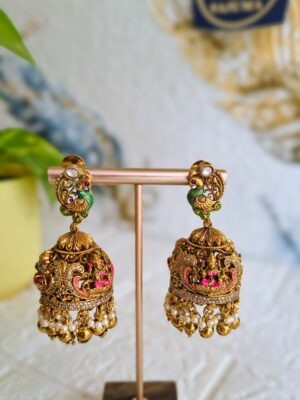 Earring