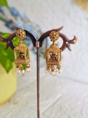 Earring
