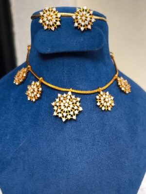 Golden Snowflake Choker Set